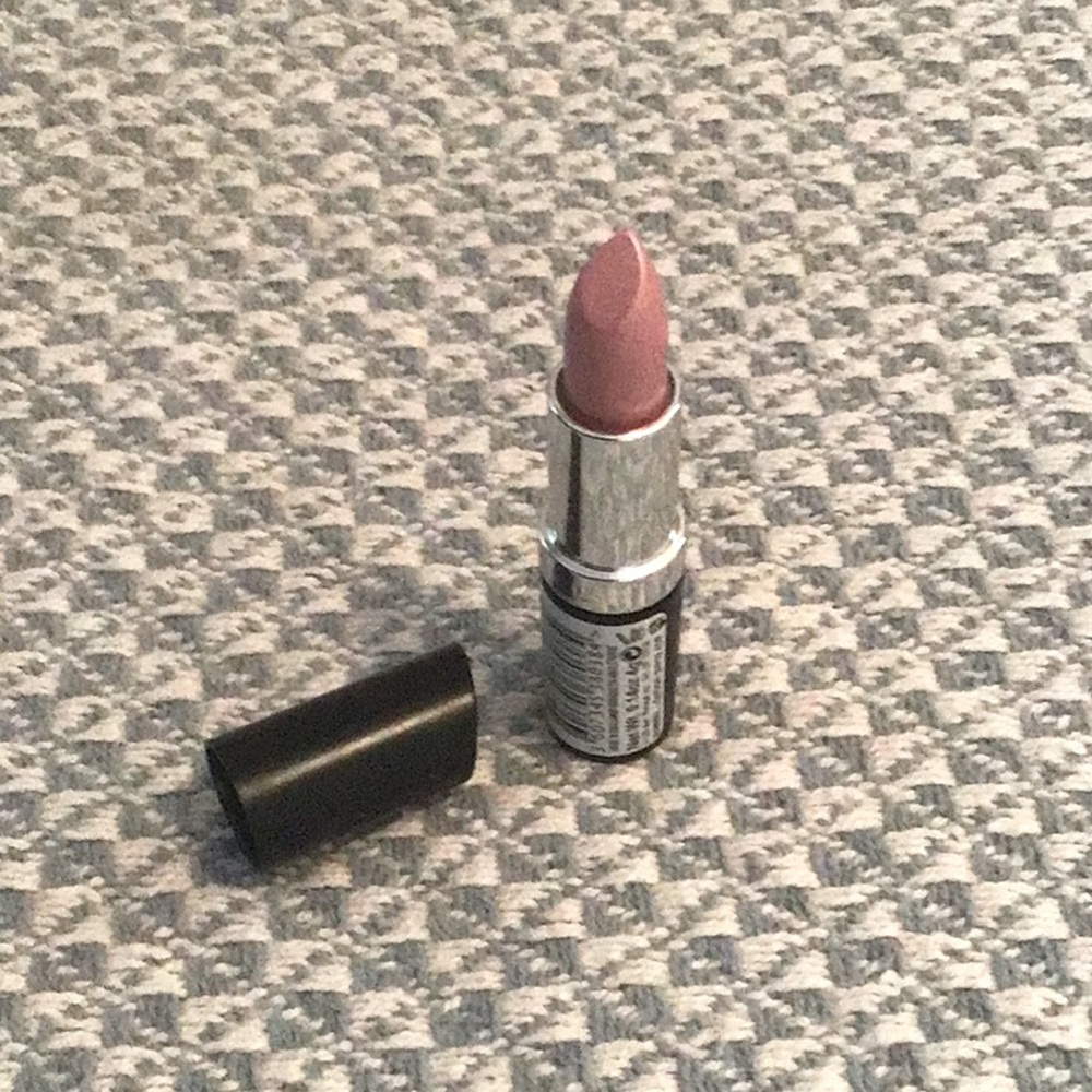 Rimmel lipstick